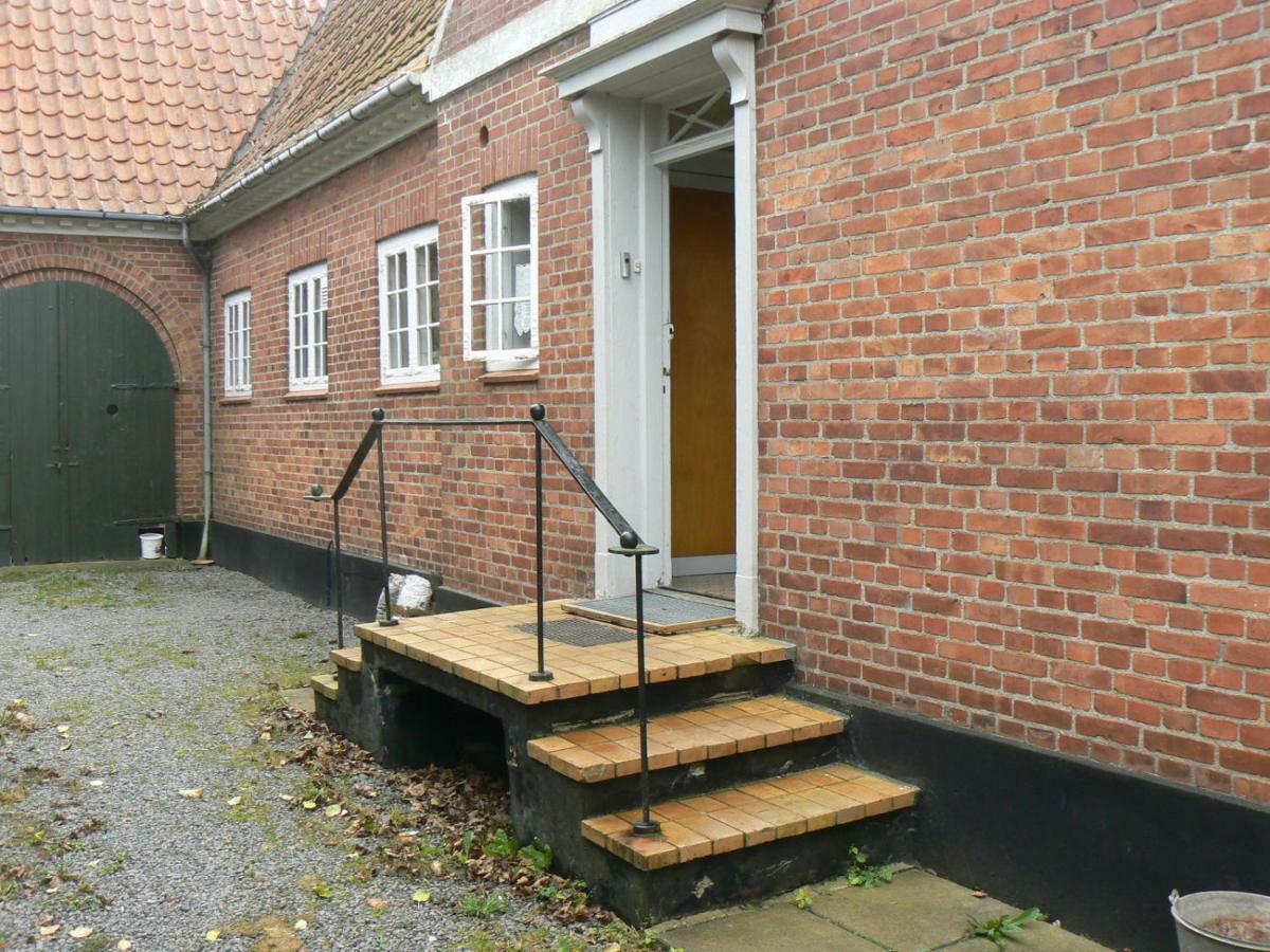 Aakirkeby Bed And Breakfast Exterior foto