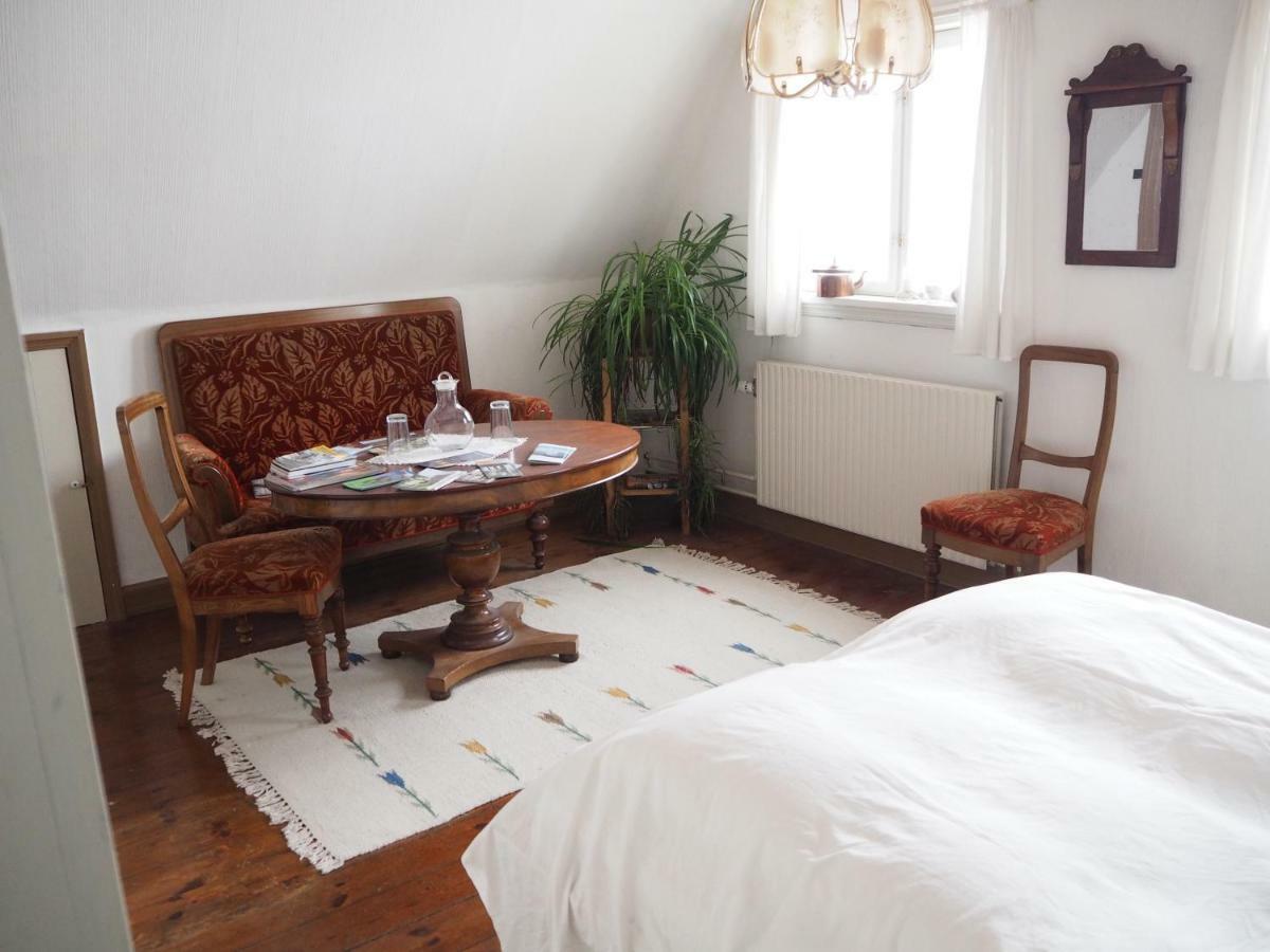 Aakirkeby Bed And Breakfast Exterior foto